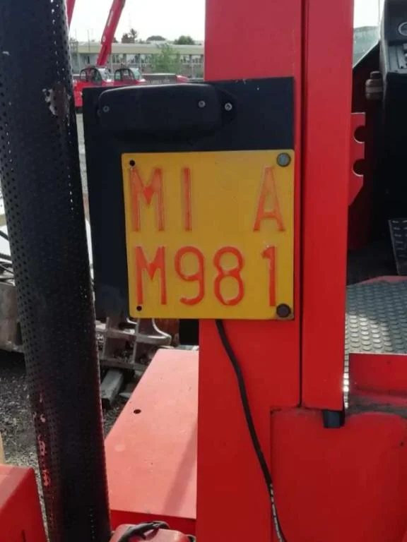 1995 FAI 555