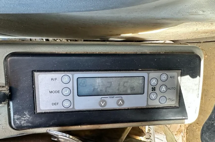 2005 CASE CX210