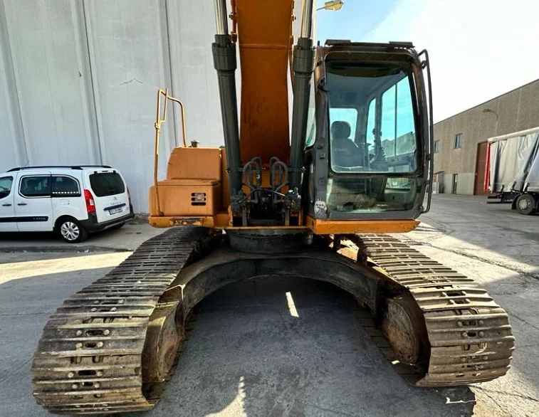 2005 CASE CX210