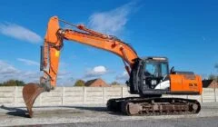 2016 HITACHI ZX 210 LC-5B
