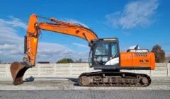 2016 HITACHI ZX 210 LC-5B