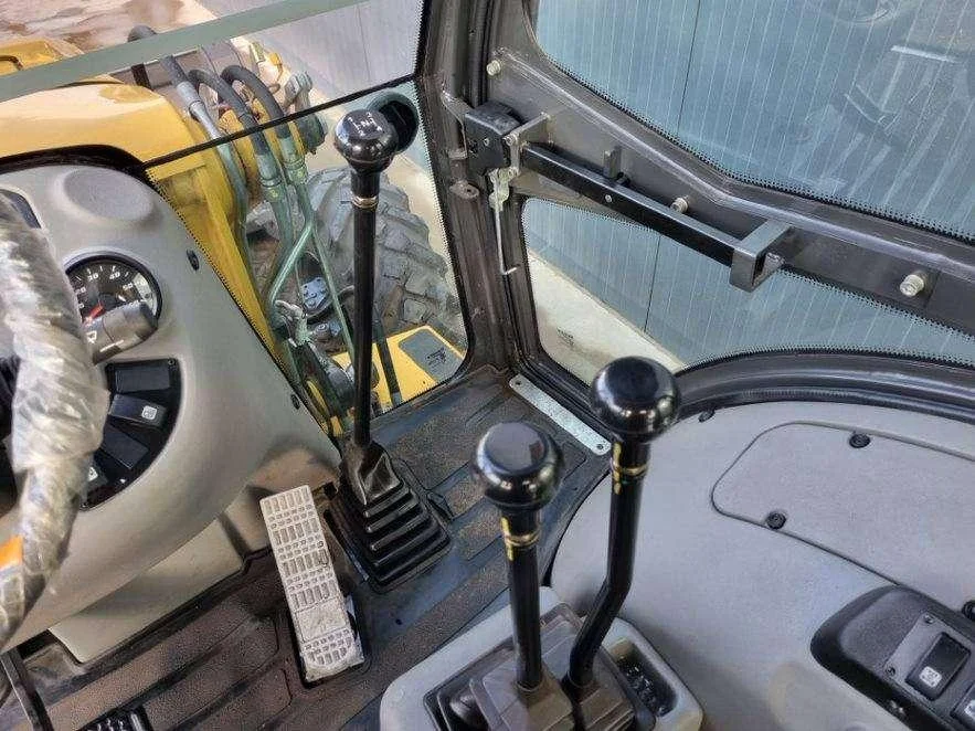 2022 NEW HOLLAND B80B