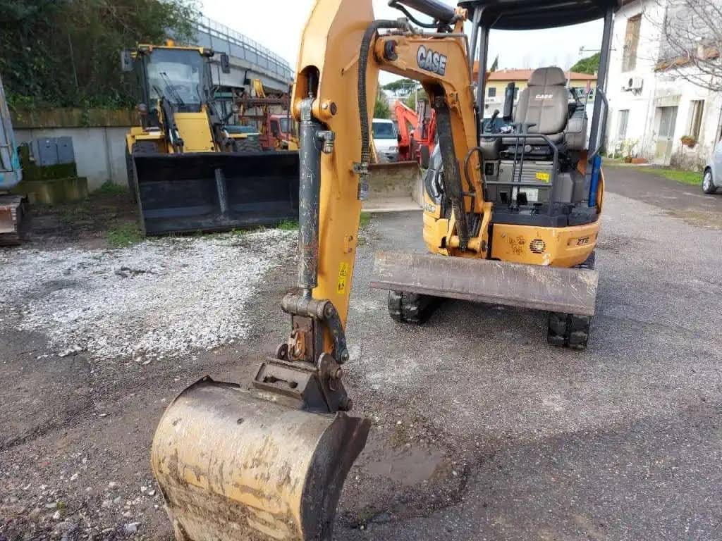 Case CX26 B, (2014), 765 heures, 2.6T – occasion
