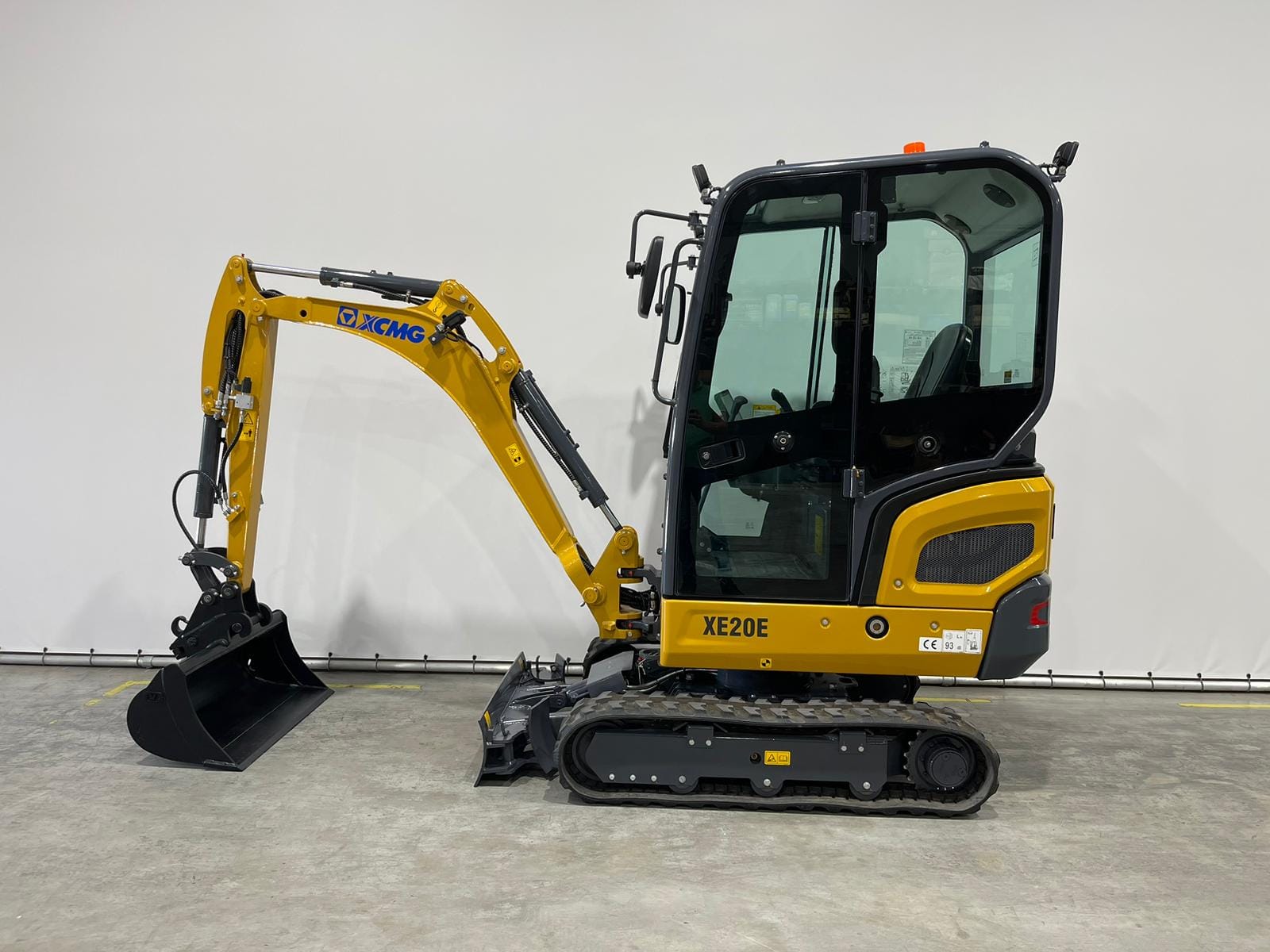 Mini-pelle XCMG XE20E-C