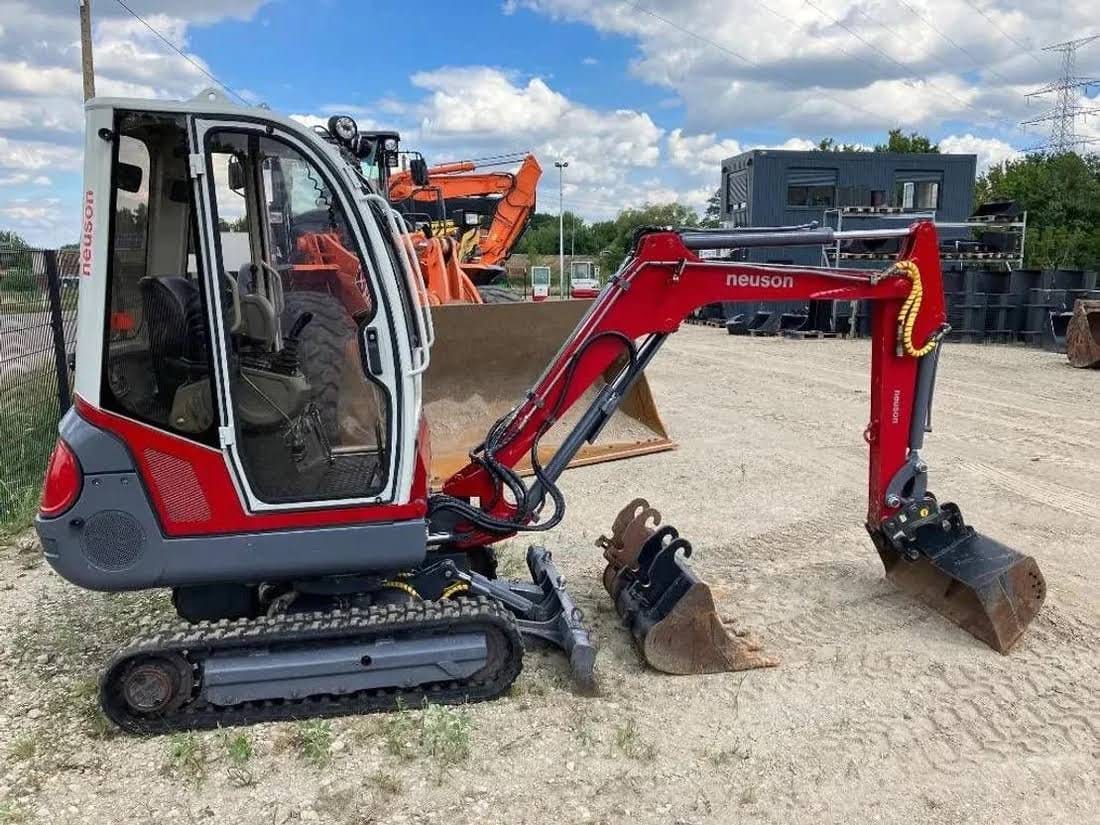 Neuson 2202 RDV, (1998), 3178 heures – occasion